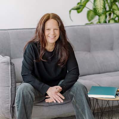 Dr. Dina Beneken